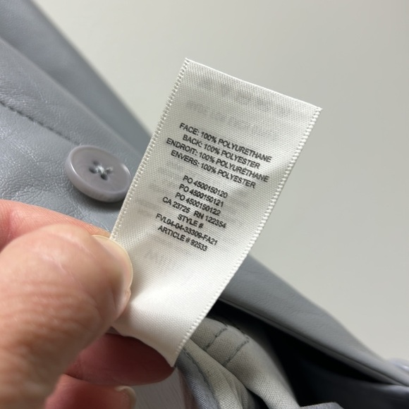 NWOT Aritzia Wilfred The Ganna Shirt Jacket Vegan Leather‎ Shacket Gray M - Picture 15 of 17